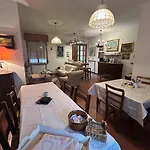 게스트하우스 Borgo Caprari Albinea