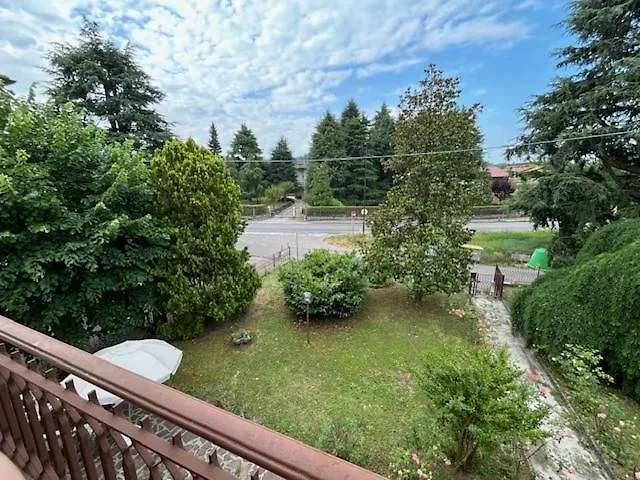 بيت ضيافة Borgo Caprari Albinea